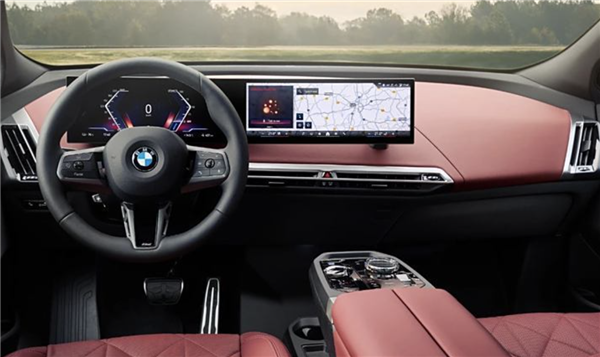 賭波:最高續航701KM!新款寶馬iX官圖發佈:有望春季上市